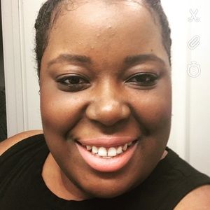 Meet your Posher, Cecelia